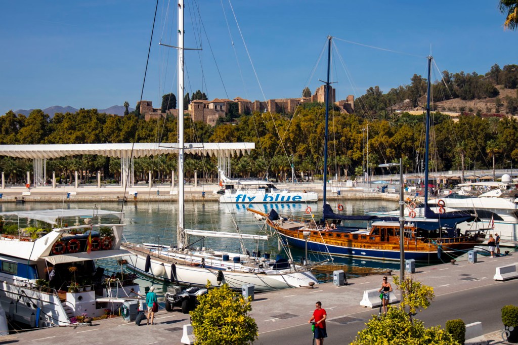 Крпостта - Малага