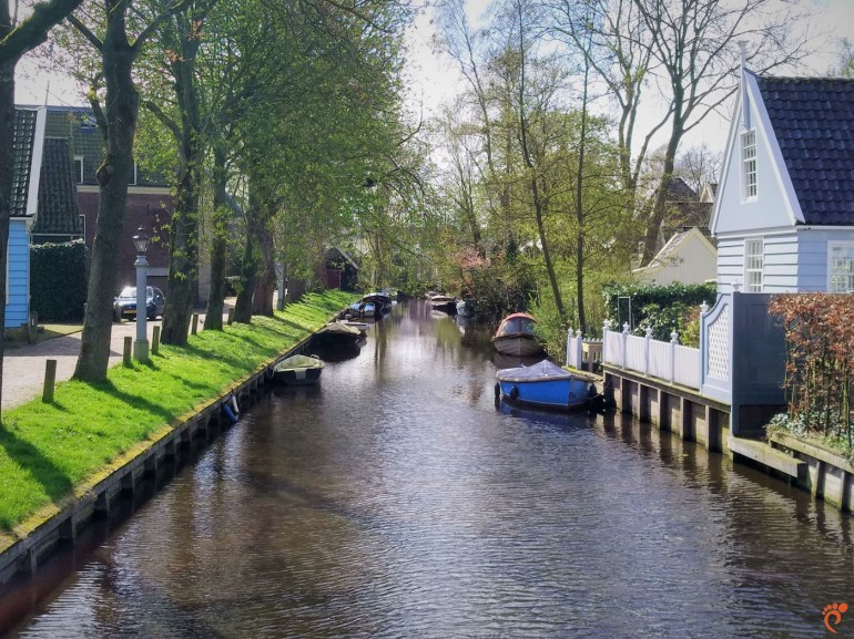 Брук ин Ватерланд, Нидерландия